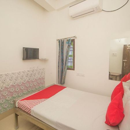 Hotel O Kshounish Residency Māldah Buitenkant foto