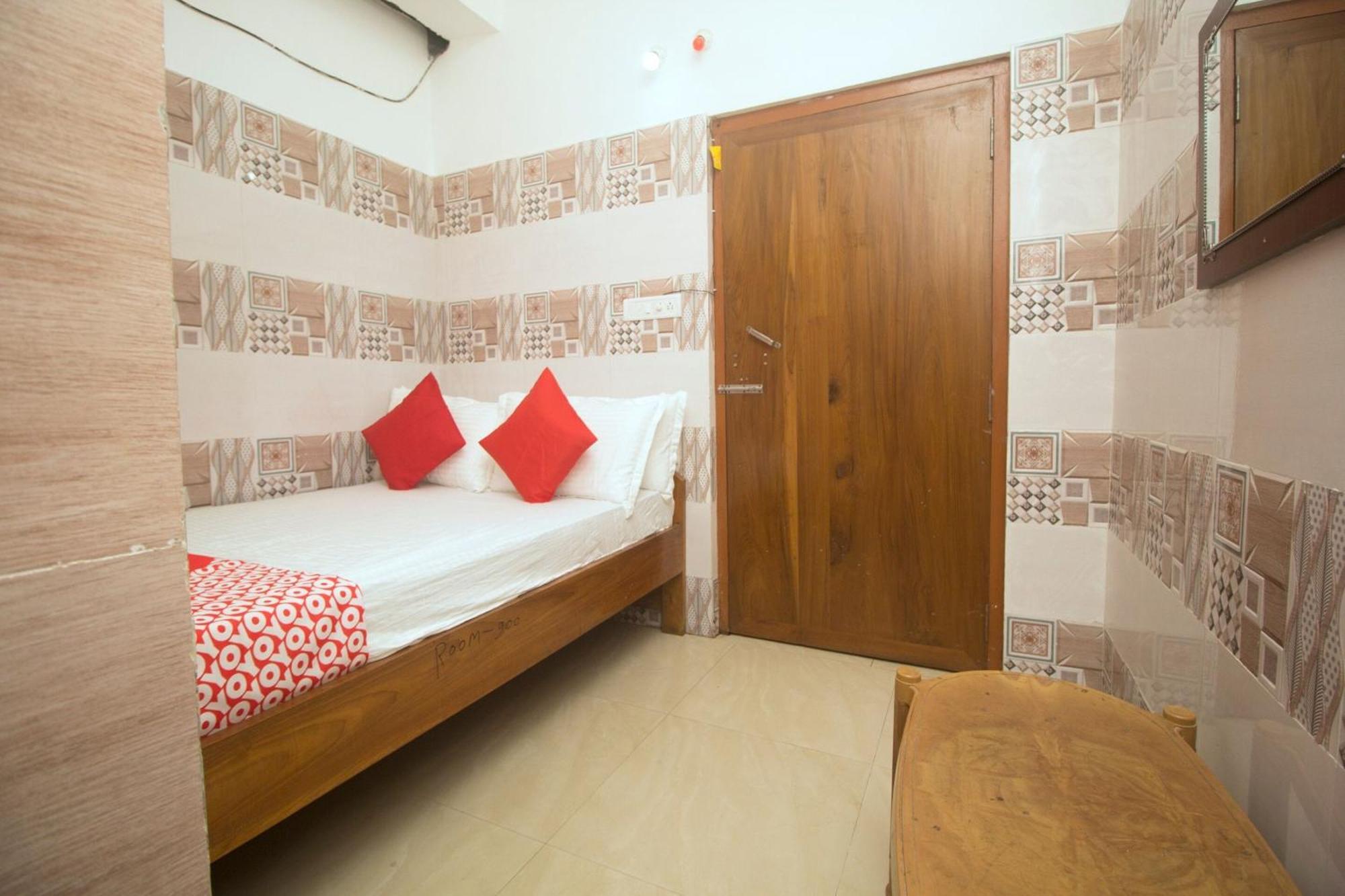 Hotel O Kshounish Residency Māldah Buitenkant foto